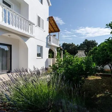 Appartement With Terrace In