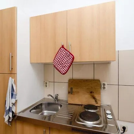 Appartement With Terrace In Drače