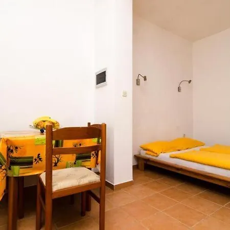 Lägenhet With Terrace In