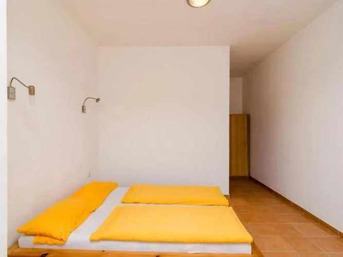 Apartament With Terrace In