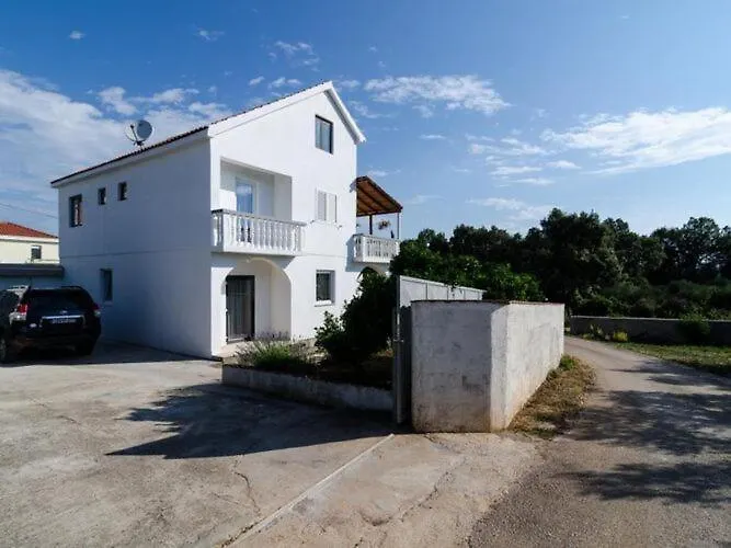 With Terrace In * Drače