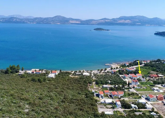 With Terrace In * Drače